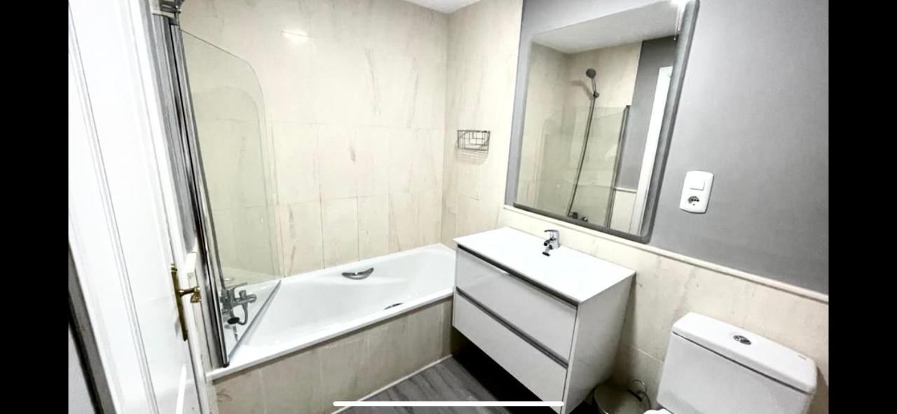 Mi Capricho 2B1 Beachfront Complex-Apartment Beachside With Sea Views Sitio de Calahonda エクステリア 写真