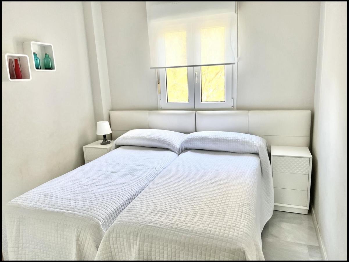 Mi Capricho 2B1 Beachfront Complex-Apartment Beachside With Sea Views Sitio de Calahonda エクステリア 写真