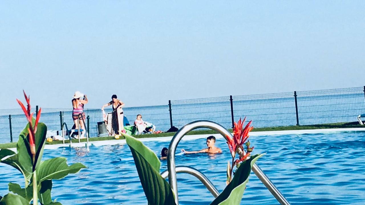 Mi Capricho 2B1 Beachfront Complex-Apartment Beachside With Sea Views Sitio de Calahonda エクステリア 写真